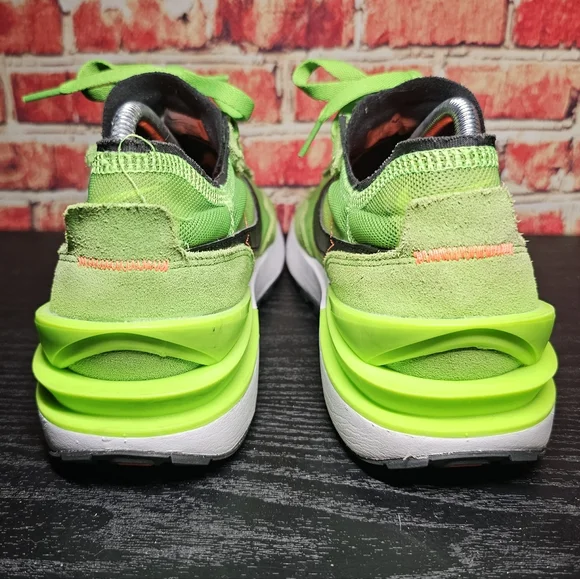 Nike Waffle One Electric Green - Picture 7 of 9
